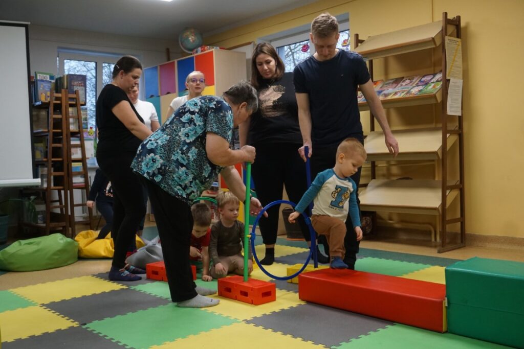 Dzieci, zajęcia dla dzieci, Akademia Malucha, Oddział dla dzieci, Biblioteka, rodzice, opiekunowie