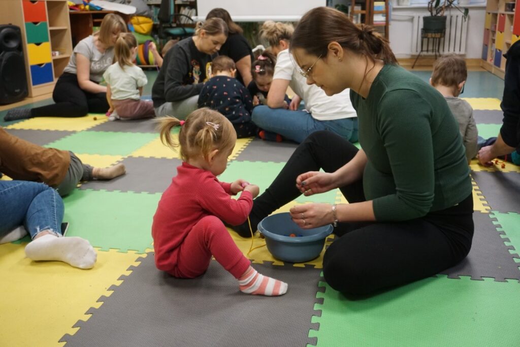 Dzieci, zajęcia dla dzieci, Akademia Malucha, Oddział dla dzieci, Biblioteka, rodzice, opiekunowie