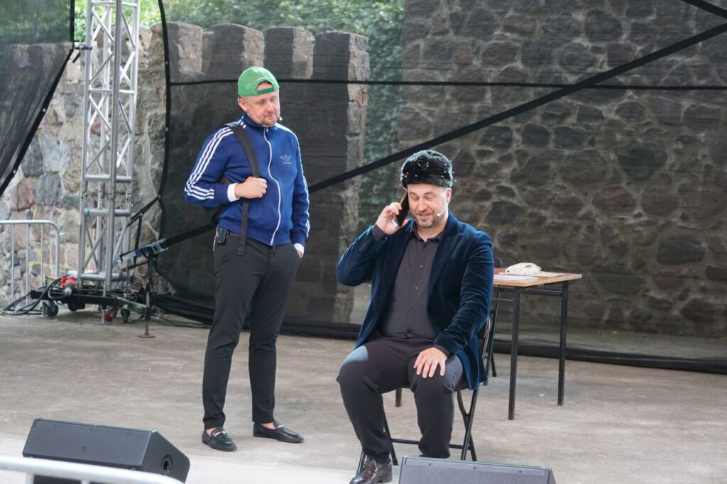 scena, artyści, kabaret, mężczyźni, skecz,