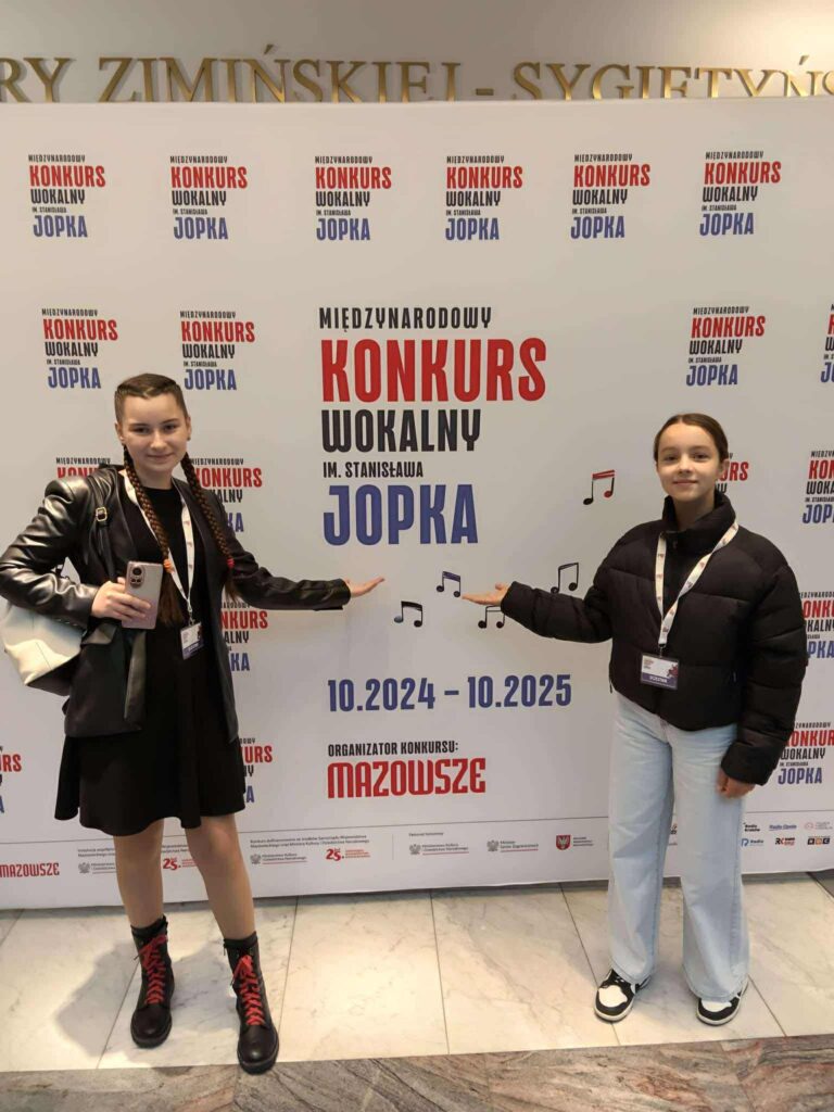 Pola Janik i Kalina Pieróg w finale IV Międzynarodowego Konkursu Wokalnego im. Stanisława Jopka w Warszawie