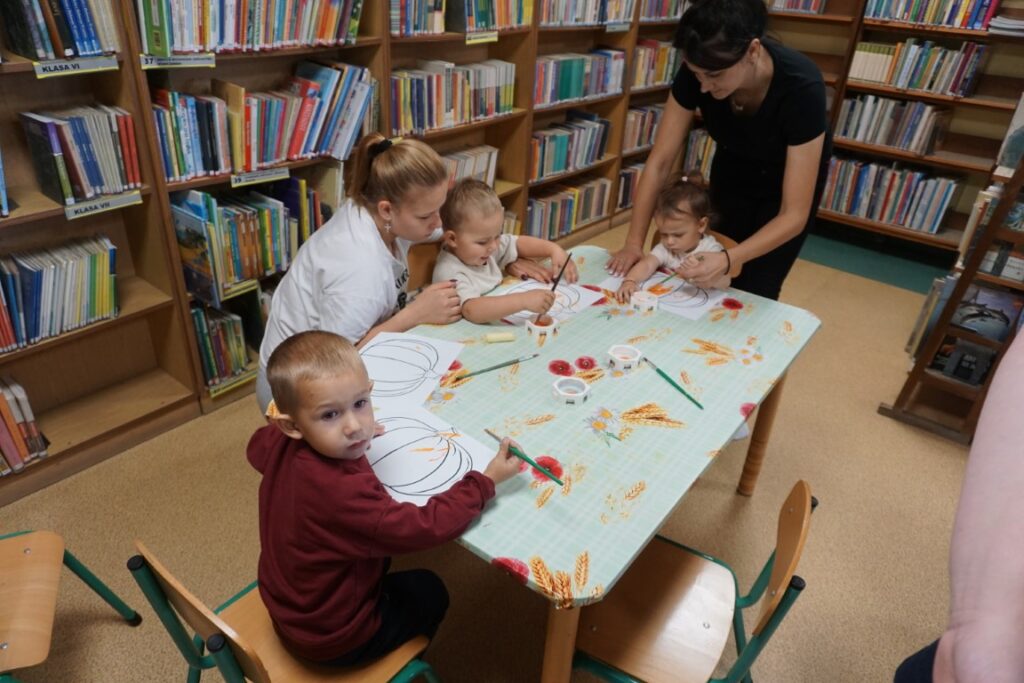 Akademia Malucha, Biblioteka dla dzieci, zabawa, dzieci, opiekunowie,