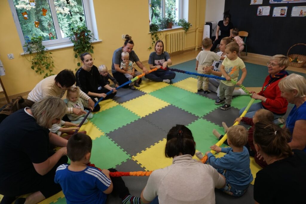 Akademia Malucha, Biblioteka dla dzieci, zabawa, dzieci, opiekunowie,