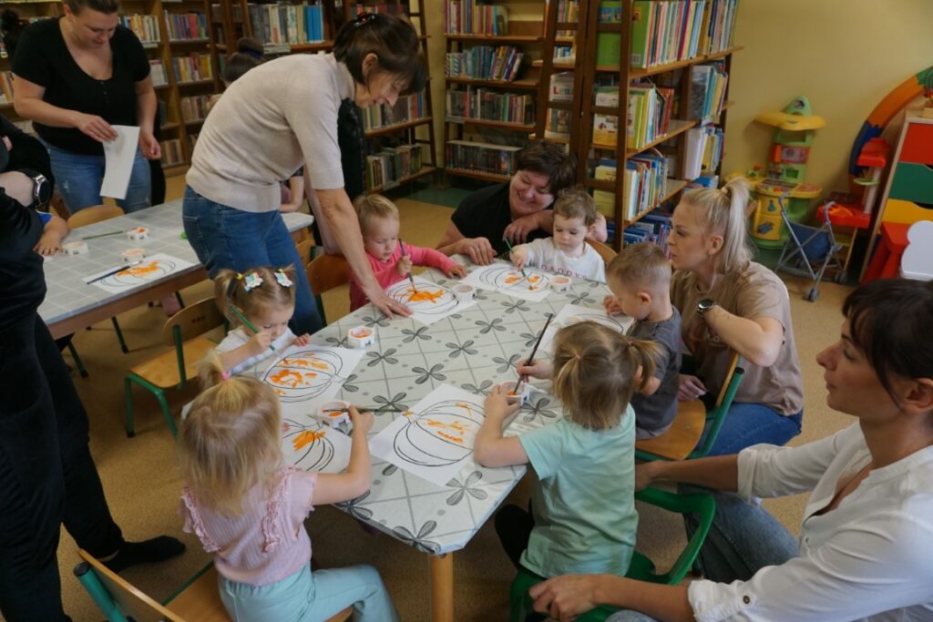 Akademia Malucha, Biblioteka dla dzieci, zabawa, dzieci, opiekunowie,