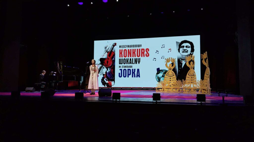 Pola Janik i Kalina Pieróg w finale IV Międzynarodowego Konkursu Wokalnego im. Stanisława Jopka w Warszawie