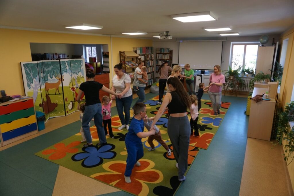 Akademia Malucha: Świat w naszych rękach!