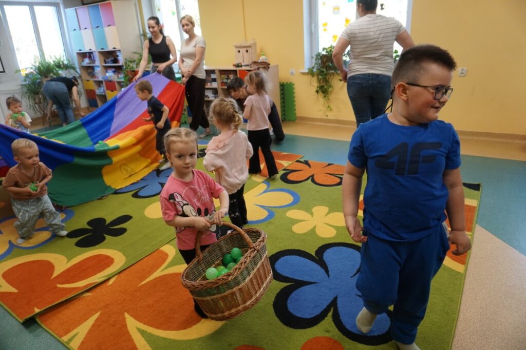 Akademia Malucha: Świat w naszych rękach!