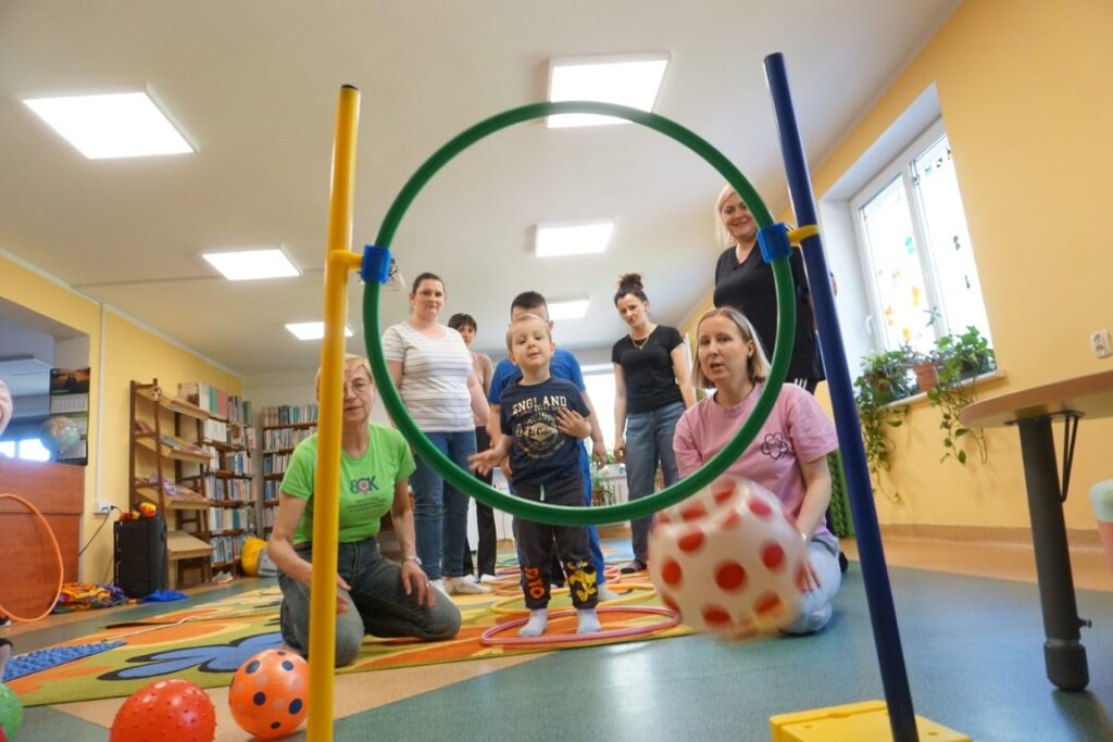 Akademia Malucha: Świat w naszych rękach!