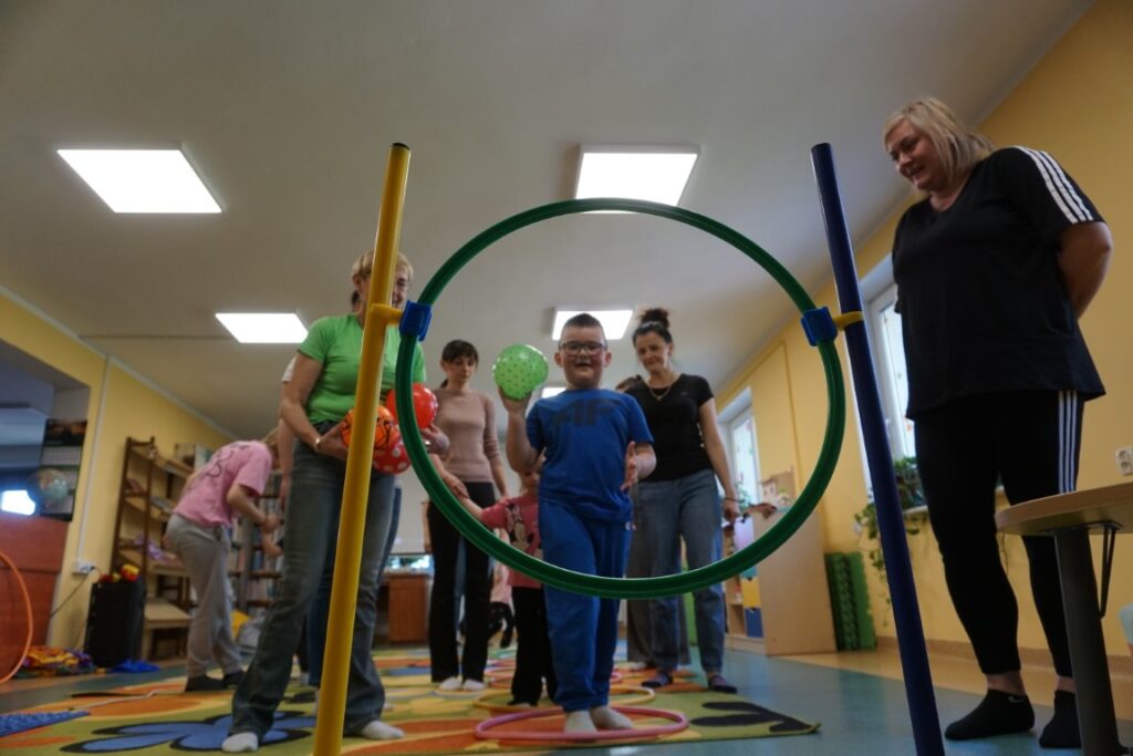 Akademia Malucha: Świat w naszych rękach!