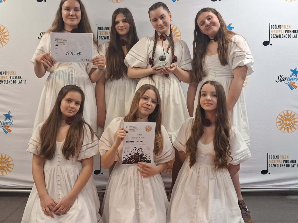 Zespół Szyk na 24 Ogólnopolskim Festiwalu Piosenki ?Dozwolone do lat 19?