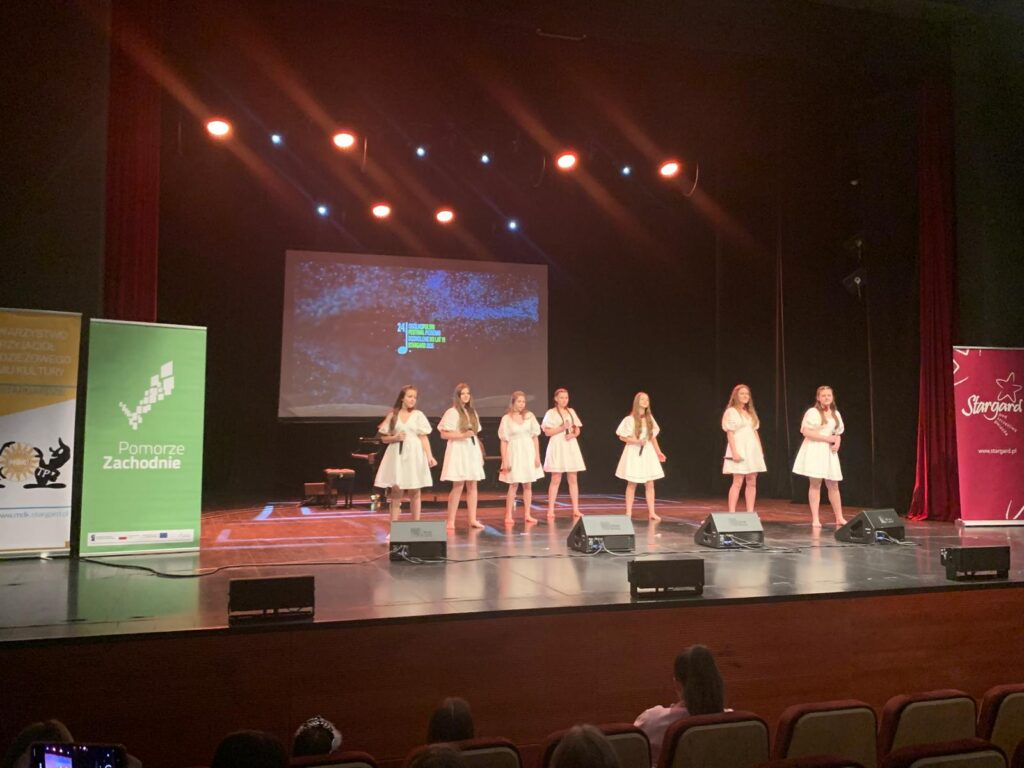 Zespół Szyk na 24 Ogólnopolskim Festiwalu Piosenki ?Dozwolone do lat 19?