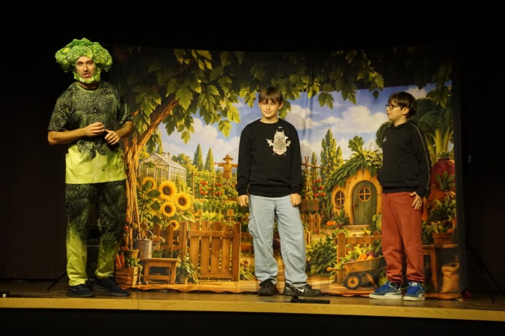 Scena, aktorzy, teatrzyk