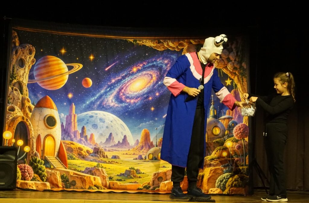 Scena, aktorzy, teatrzyk